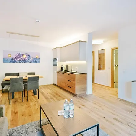 Venediger Lägenhetshotell 4*
